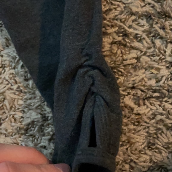 Lululemon sz 4 cropped ankle cutout leggings gym workout fitness stretchy tight - Picture 7 of 13